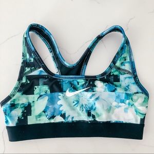 Girls Nike sports bra